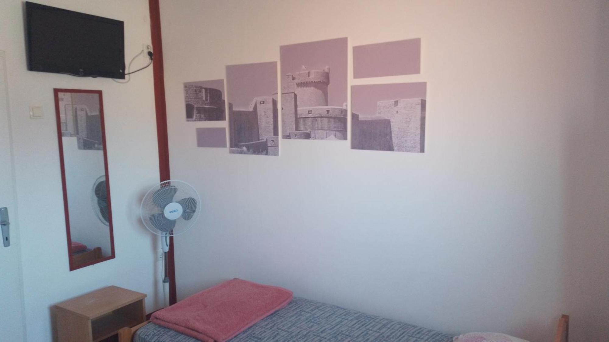 Red Apartman Trebinje Exteriör bild