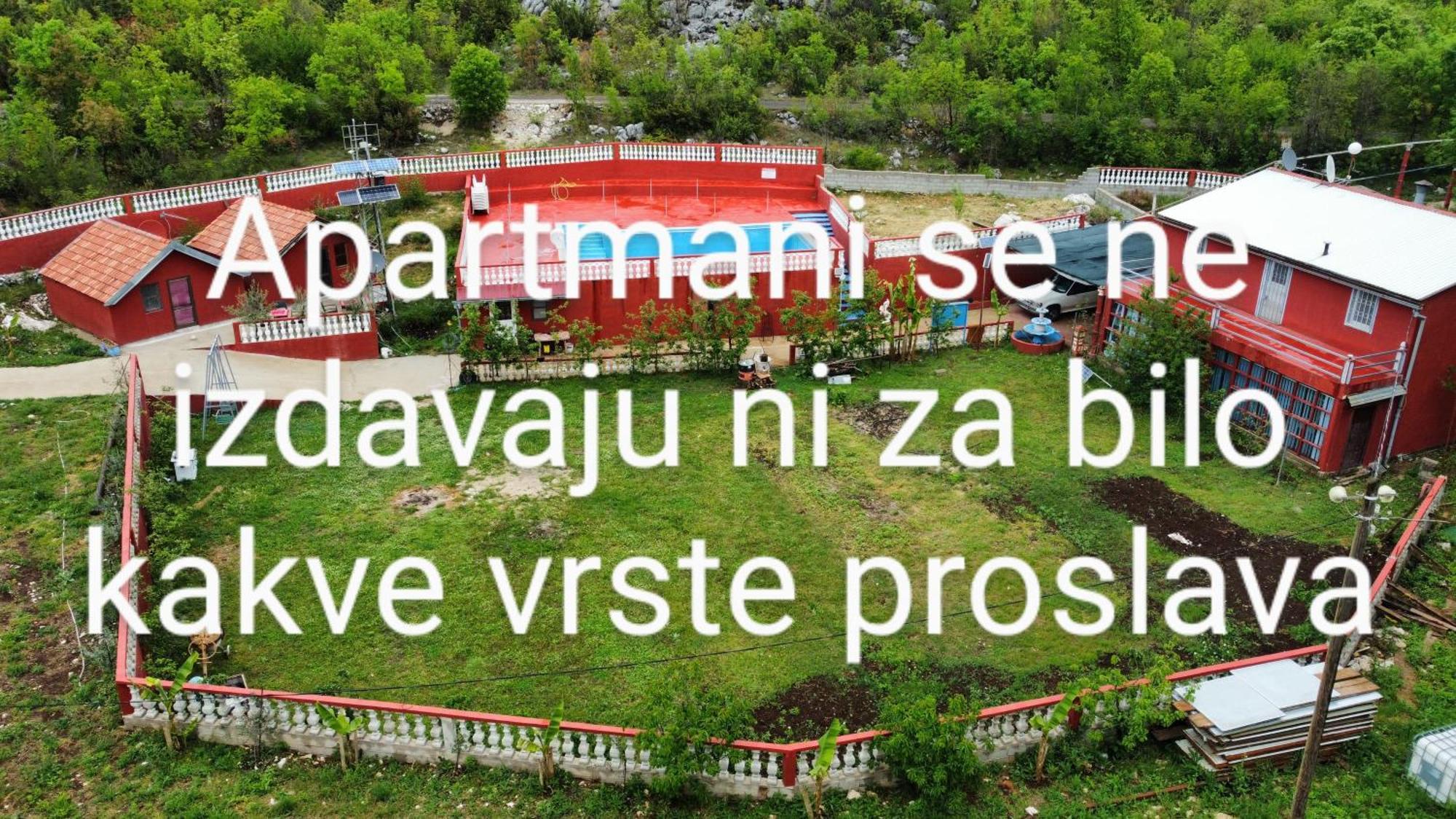 Red Apartman Trebinje Exteriör bild